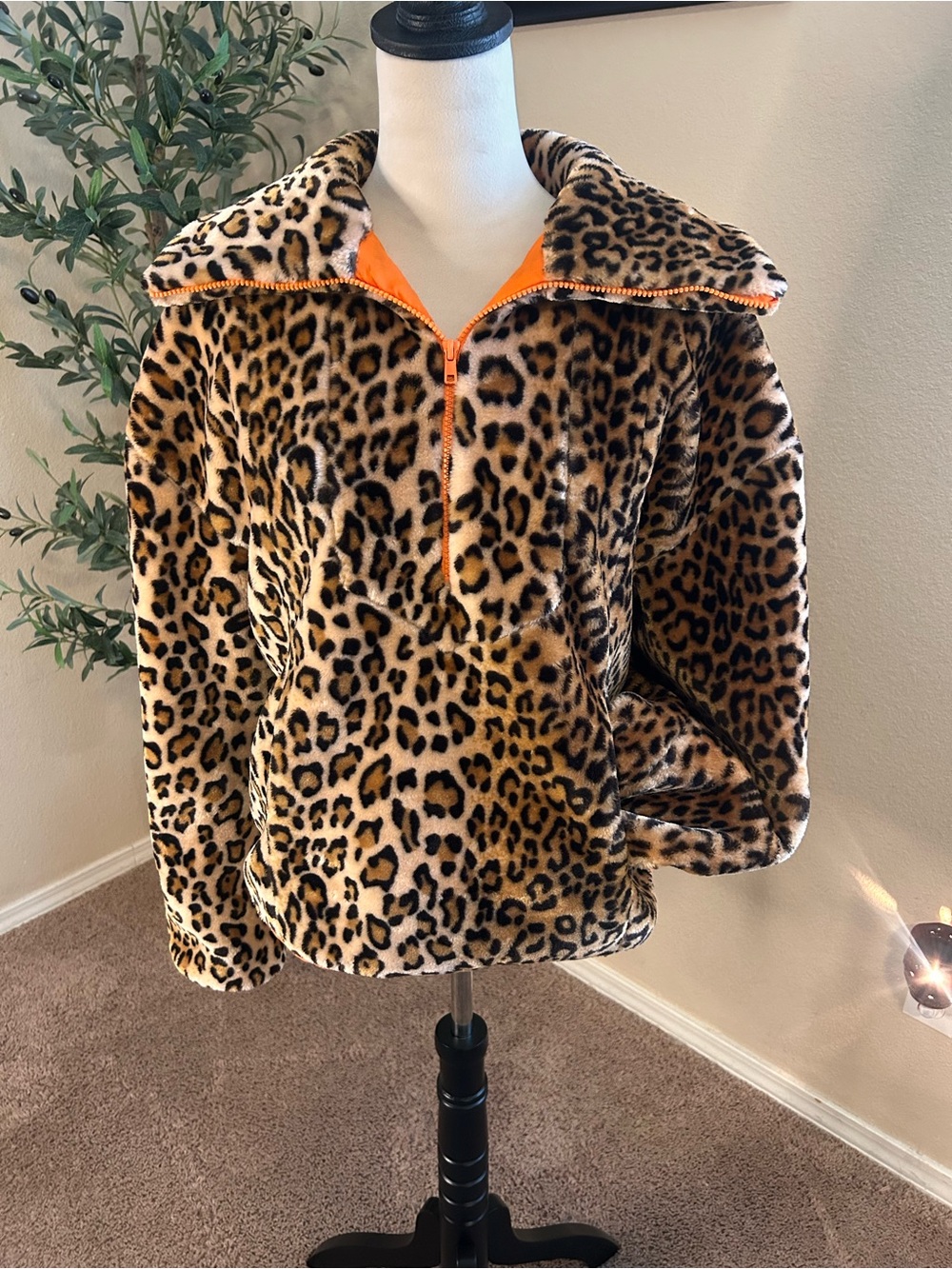 J.O.A Leopard Cheetah Faux Fur Pull Over 3/4 Zip Front